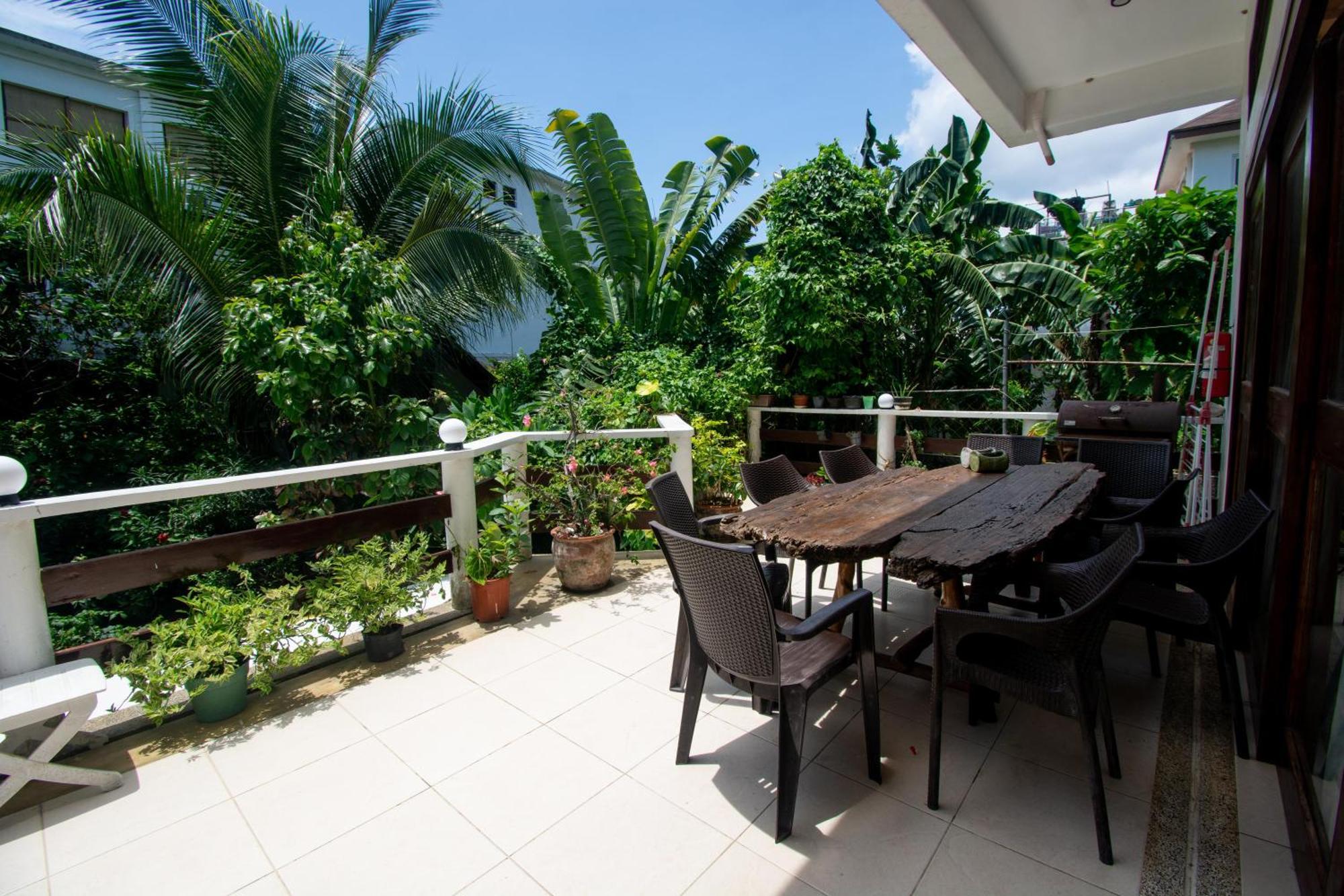 Babosam Apartments Boracay Island Exterior photo